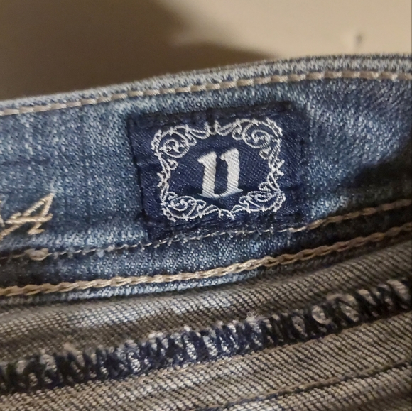 LA Idol Jeans - Picture 5 of 5